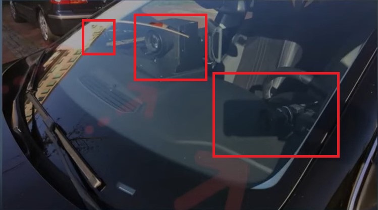 Comment Reconnaître une Voiture Radar en Circulation
